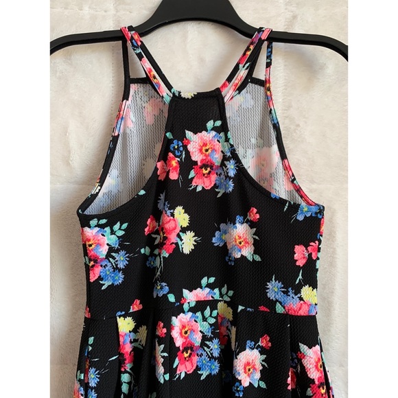 Bright Floral Dress - Picture 5 of 7